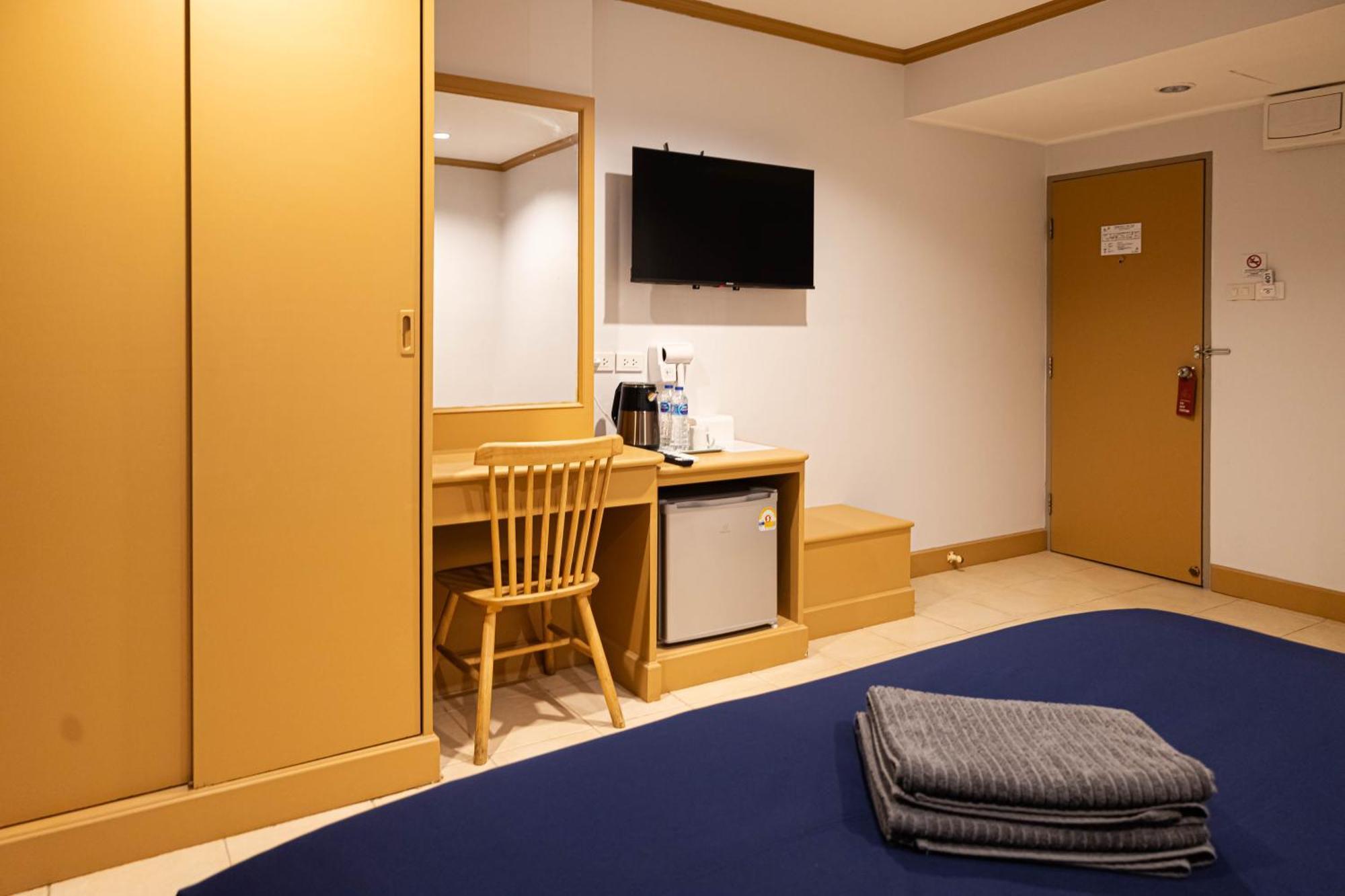 Jb House Patong Hostel Ngoại thất bức ảnh